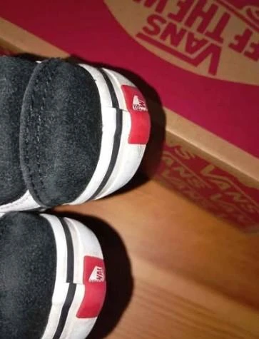 Hermosos Zapatos Vans Negros para bebe talla 21 – photo 8